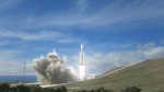 The Falcon Heavy, rendered mid-liftoff (Credits: SpaceX).