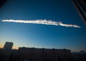 The Russian Meteor trails over Chelyabinsk on February 15 (Credits: Yekaterina Pustynnikova/Chelyabinsk.ru/Associated Press).