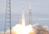 Dragon Glitch Delays ISS Delivery