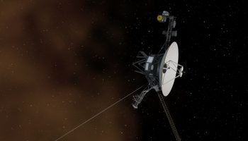 Artist's concept shows the Voyager 1 spacecraft entering the space between stars -Credits: NASA