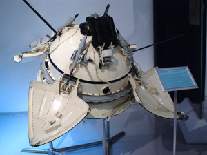 Model of the Mars 3 lander (Credits: Vadim Trochinski.)