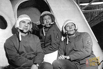 The original Soyuz 11—from the left, Valeri Kubasov, Alexei Leonov, and Pyotr Kolodin—were grounded shortly before launch by an unfortunate medical misdiagnosis (Credita: Joachim Becker/SpaceFacts).