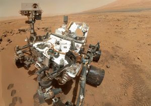 Curiosity rover is powered by a RTG fueled with 4.8 kilograms of Pu-238 (Credits: NASA).