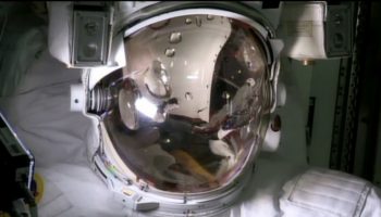 Parmitano and Cassidy recreated a leak in spacesuit EMU 3011 on August 27 (Credits: NASA).