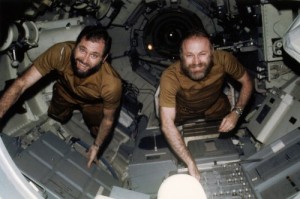 Whilst Ed Gibson elected not to grow a beard during his mission, his two crewmates, Bill Pogue (left) and Gerry Carr opted for the “Hairy Monster” look (Credits: NASA).