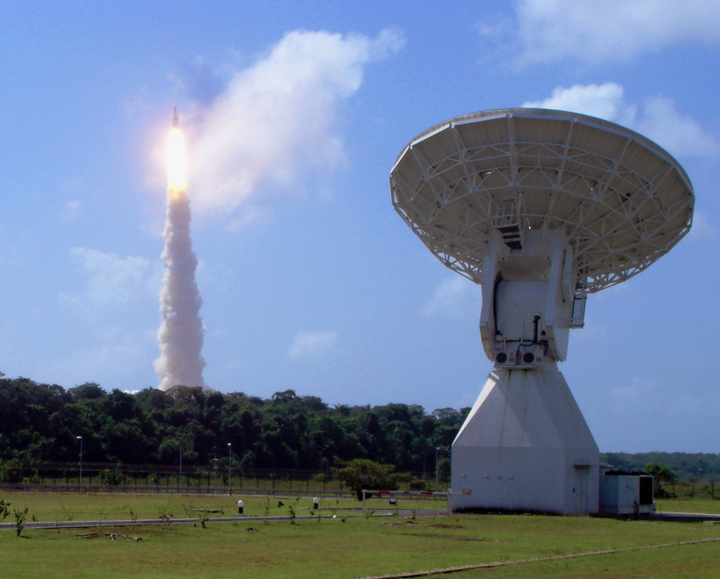 Ariane 5 launches behind the Kourou tracking station